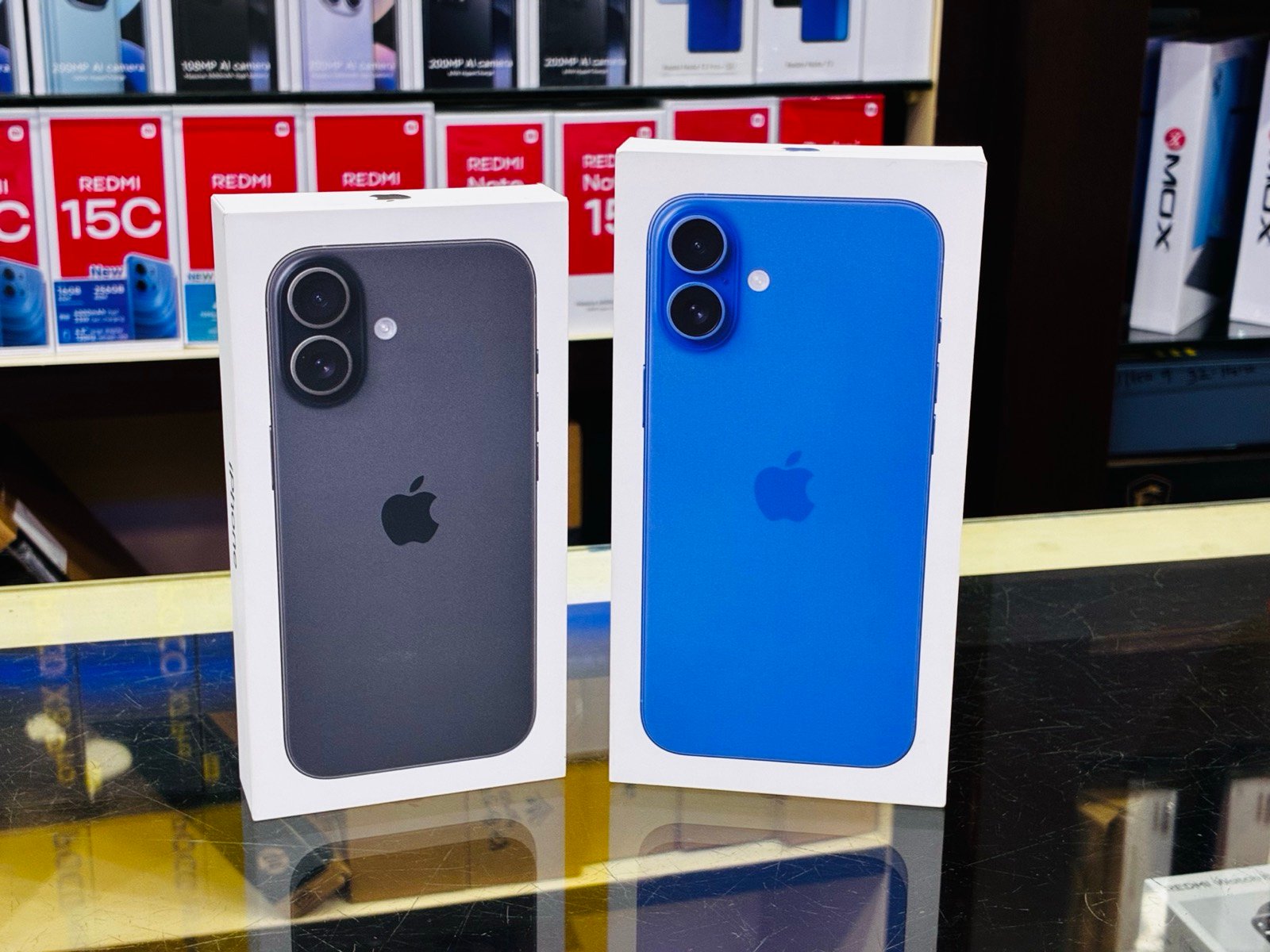 iPhone 16 detalhes